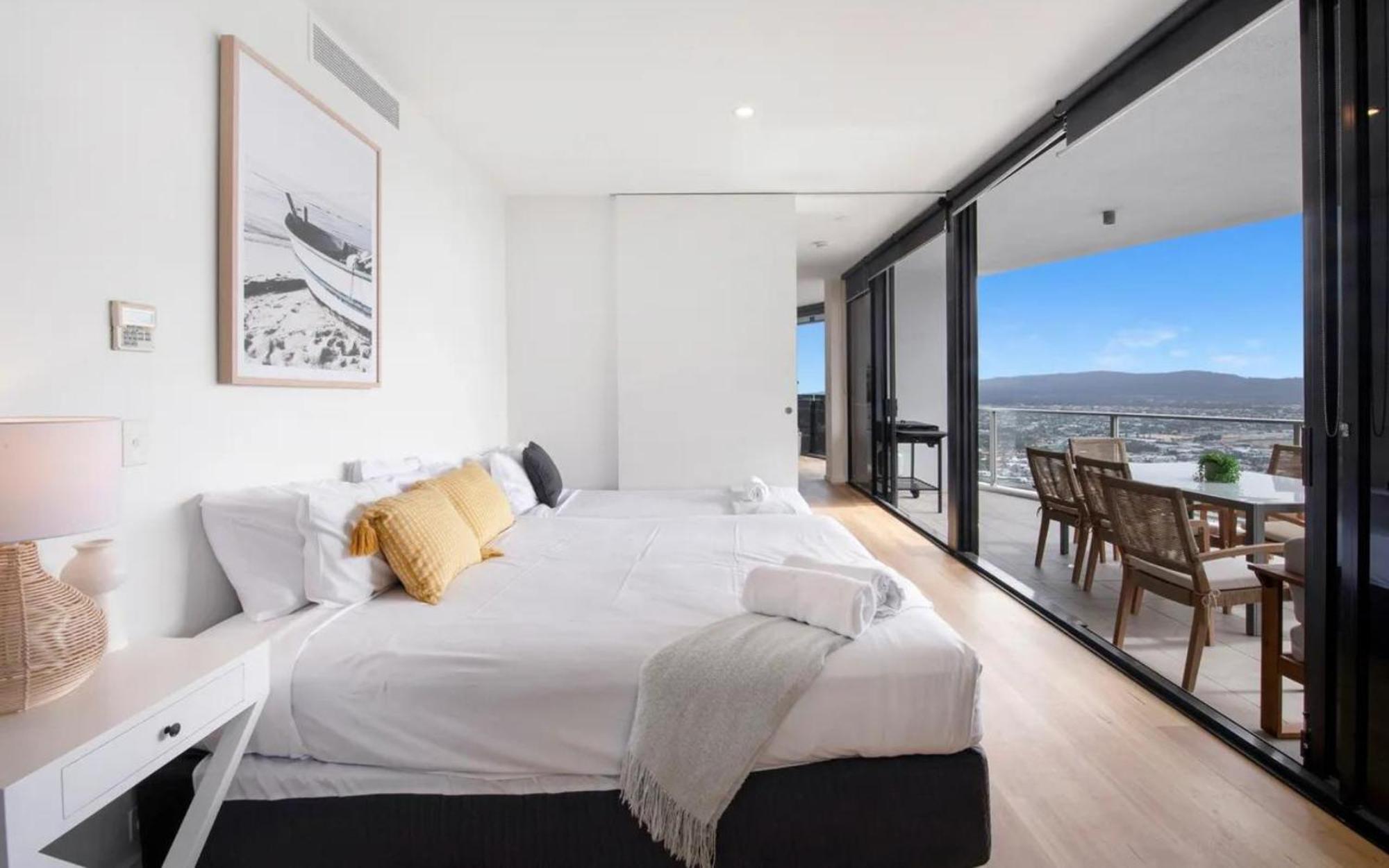 Circle On Cavill By Vaun Aparthotel Gold Coast Kültér fotó