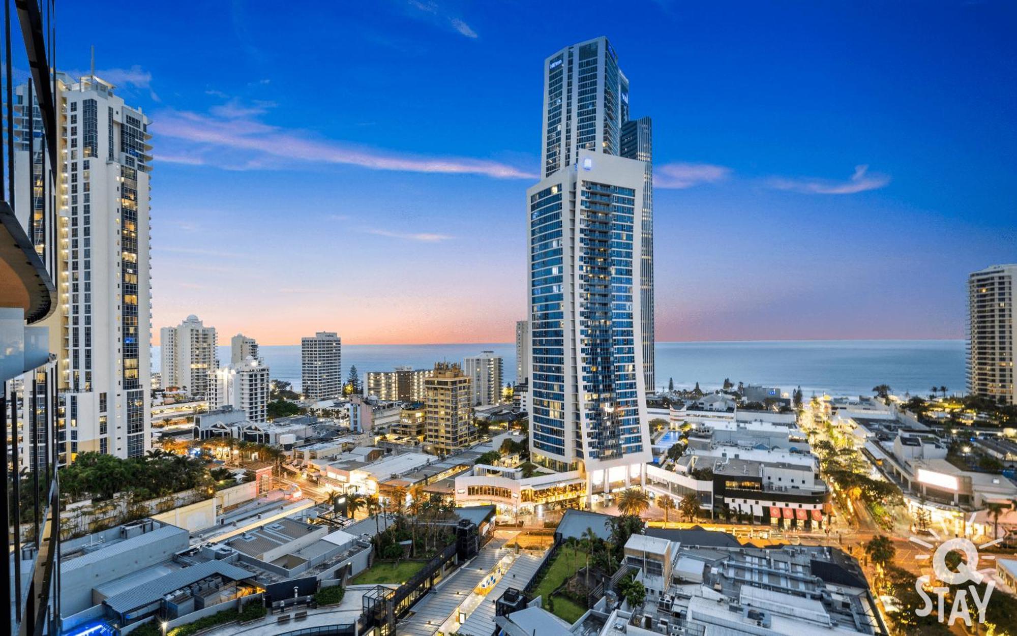 Circle On Cavill By Vaun Aparthotel Gold Coast Kültér fotó